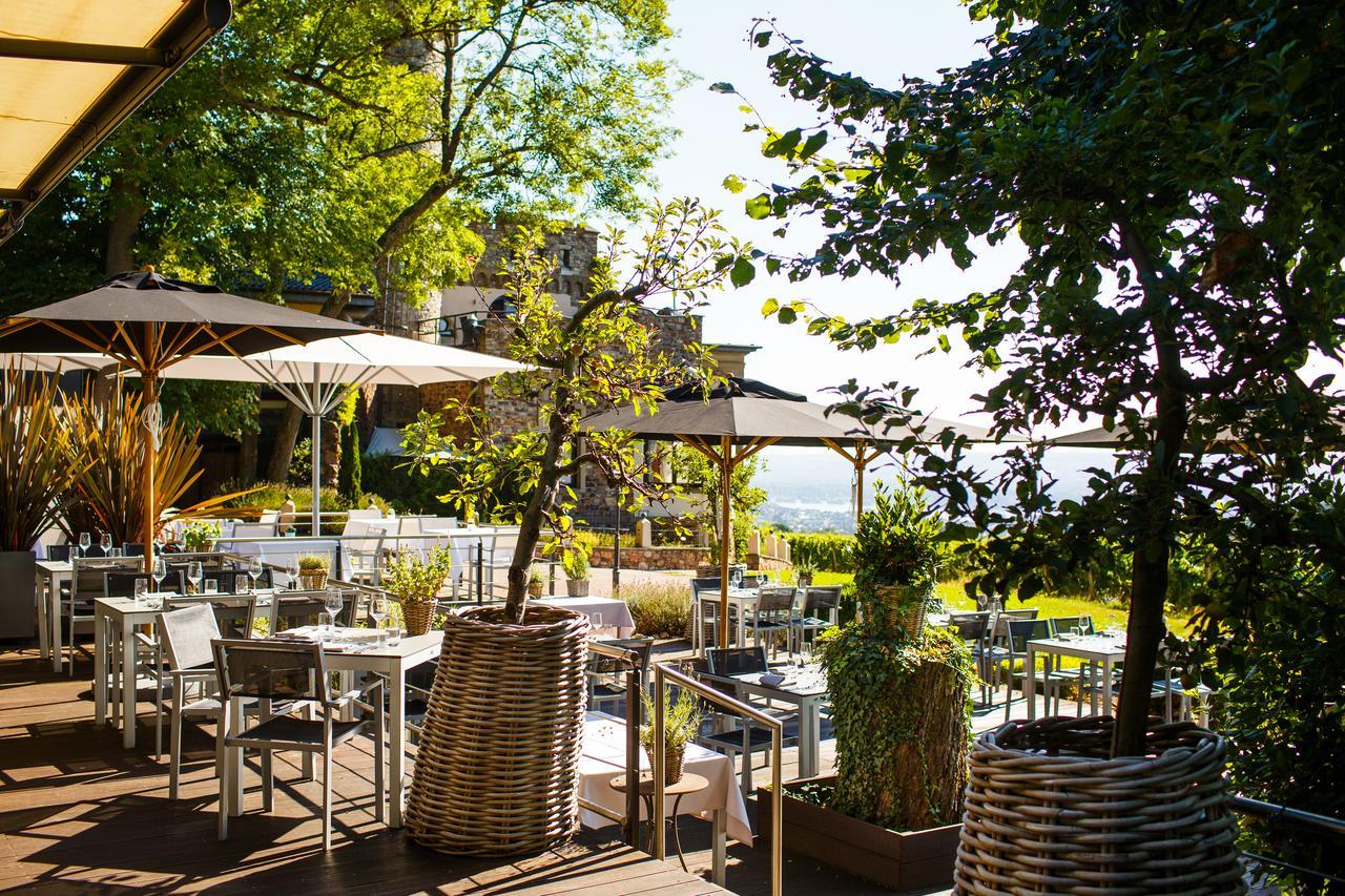 Relais & Chateaux Hotel Burg Schwarzenstein Geisenheim Bagian luar foto