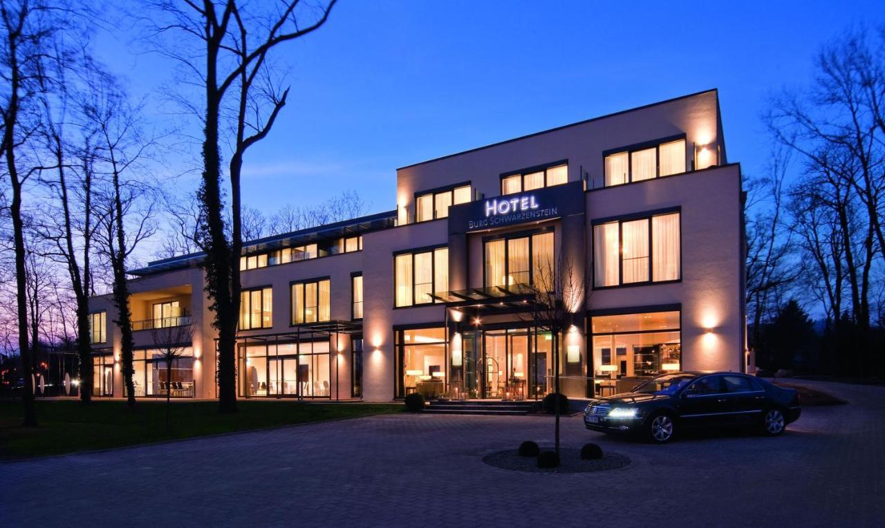 Relais & Chateaux Hotel Burg Schwarzenstein Geisenheim Bagian luar foto